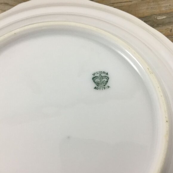 Covered Butter Dish and Strainer Victoria Austria Gold Trim Scalloped Handles - Picture 10 of 10